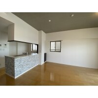 キッチンリフォーム 石張り