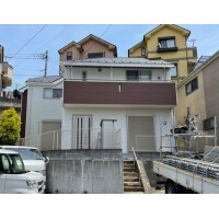 白さが眩しい外壁塗装!