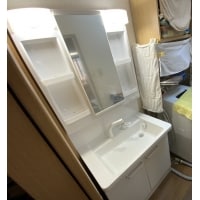 洗面化粧台、ユニットバスドア交換