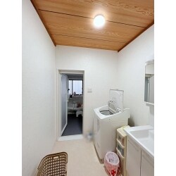 脱衣場のリフォームを致しました。