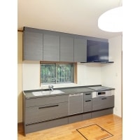 キッチンをリフォーム致しました。