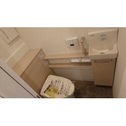 調子が悪くなっていたキッチンとトイレを交換しました。お手入れのしやすさや、収納力など使い勝手の良さを重視したリフォームができました。
