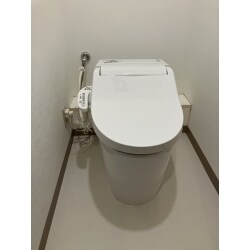 清潔で省エネ機能が充実した掃除しやすいトイレへ