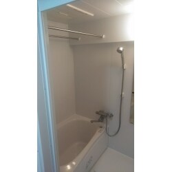 価格を抑えて気持ちがいい快適な浴室と洗面