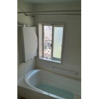 お掃除らくらく汚れにくい、快適な浴室とトイレ