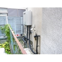 給湯器2台を1台に集約。追い炊き対応で効率アップ!