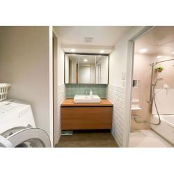 築22年の水まわりリフォーム。
洗面室、浴室は設備、内装を一新し、トイレは一部、現状の設備を残し、コストパフォーマンスの良い提案をさせていただきました。