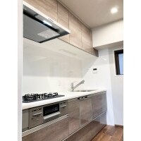 毎日の料理が楽しいシンプルで使いやすいキッチン