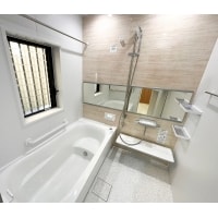 明るくリラックスできるバスルーム