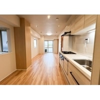 見せない収納ですっきり暮らしやすいキッチン・玄関に