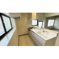 壁付けキッチンから対面キッチンヘのリフォーム