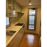 収納充実!!お掃除がラクになるキッチン!!