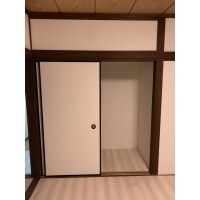 押し入れをクローゼットに