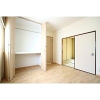 マンション2室を1室につなげました