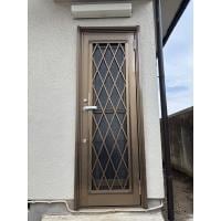 平塚市【勝手口ドアリフォーム工事】