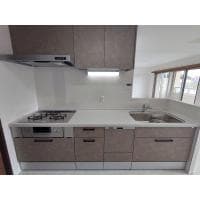 リビングを見渡せるキッチンへ