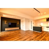 木とモノトーンの大人リノベーション