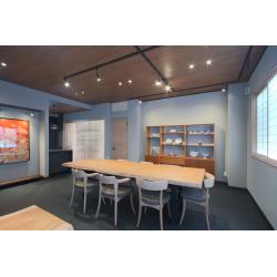 ご両親が利用していたＬＤＫをみんなが集まれる広々としたパーティールームに改装しました。