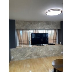 落ち着いた雰囲気の広々リビング