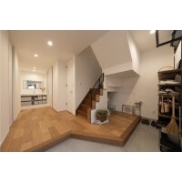 収納スペースを確保!空間を広げた玄関