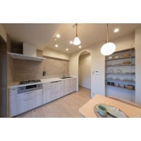 壁面タイルまでこだわったおしゃれキッチン