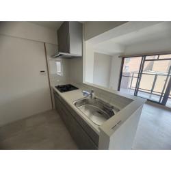 マンションの水廻り4点取替えと全面内装工事