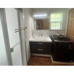 経年劣化の洗面化粧台取替えリフォーム