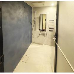 浴槽を無くしてシャワールームに変更しました。ボディハグシャワーを採用して心地よいシャワーを楽しめます。