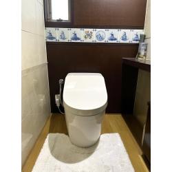 1階　TOTO　GGA1　2階（ウォシュレット）TOTO　ウォシュレットSS2