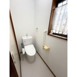 TOTO　ピュアレストQR　リモデル　（手すり）シロクマ どこでも手すり			
