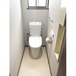 古くなってきたトイレを一新！！