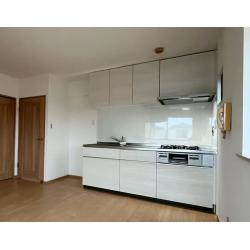 機能性、デザイン性、耐久性に優れた「LIXIL　システムキッチン　シエラ」