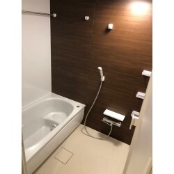 TOTO【マンションリモデルバスルーム】
TOTO【ピュアレストQR】のリフォームをさせて頂きました。