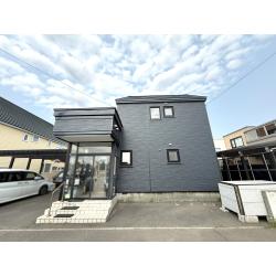 外壁、屋根工事のご依頼を頂き施工させていただきました。