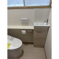 トイレのリフォーム (和式を洋式にリフォーム)