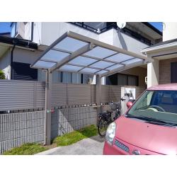 雨ざらしになっていた自転車を守る為、子供が大きくなった際に自転車3台止められるサイズのサイクルポート