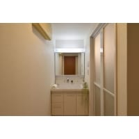 LIXILの洗面化粧台 ピアラに交換