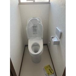 ローコストでクロス・トイレ交換