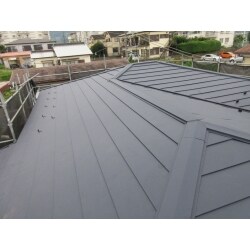 屋根重ね葺き工事