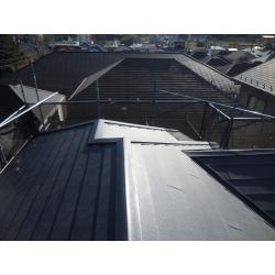 神奈川県横浜市Ｆ様邸　屋根重ね葺き工事 及び 仮設足場設置