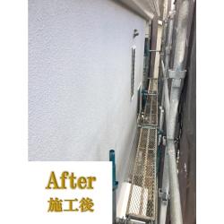 外壁塗装の施工事例になります！
屋根塗装と同様に３回塗りで施工しますが、対象物によって塗料を使い分けています。
塗装は建物を長持ちさせるために大切な工事です。
外壁に変化が現れたら、塗装を検討する時期かもしれません。