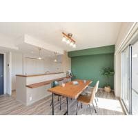 天然木を入れたマンションリノベ