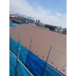 外壁も屋根も塗り面積が多かったのですがきれいに仕上がりました。