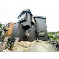 人気の黒系外壁への大胆イメージチェンジ