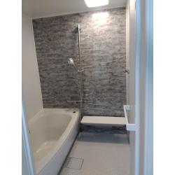 複数のリフォーム会社へご相談されているとのことでしたので、当社では、お見積内容を分かりやすくご理解いただけるよう、図面やイメージCG、製品カタログの画像などを活用し、仕様の詳細まで丁寧にご提案させていただきました。
また、メーカーのショールームイベントにもご来場いただき、実際の機器をご確認いただきながら、仕様の選定を進めてまいりました。