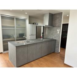 施主様の息子様ご家族との同居に合わせて、住みやすい家にしたいとご相談いただきました。
ご家族皆様のご意見を基にプランのご提案をいたしました。