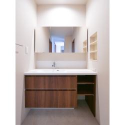 造作風洗面台でコスパよくリフォーム