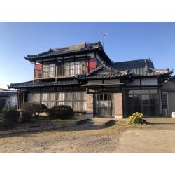 外壁塗装を行いました。金属サイディングにフッ素塗料を塗装しました。