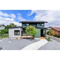 【新築】グリーンが映えるガルバの家