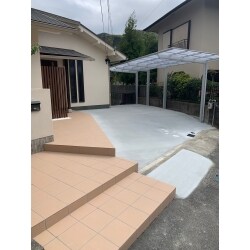 外構工事。
駐車場・玄関周りがスッキリしました。